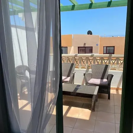 Charming With Mountain View In Castillo 60m² Shared Pool 아파트